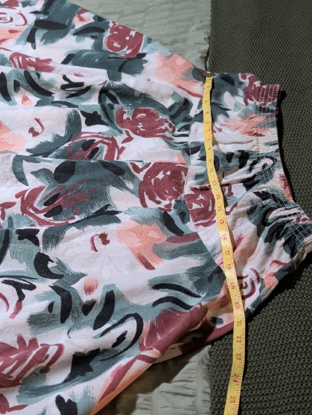 VTG Floral A-Line Midi Skirt in Pink, Green & Cream - Picture 6 of 10
